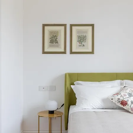 Iflat With Views Roma