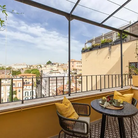 Iflat With Views Roma