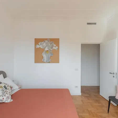 Iflat With Views Rome